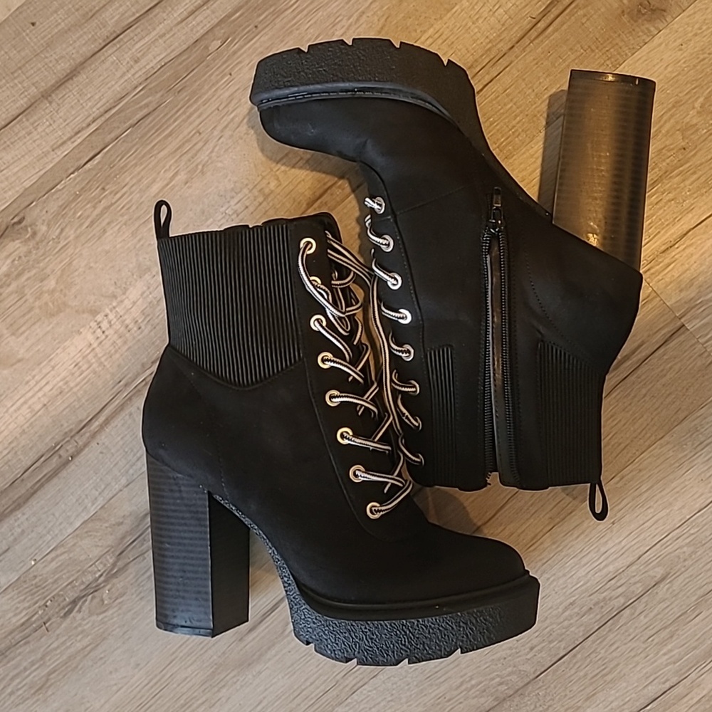 Mix No. 6 lace up boots Size 8.5 - Picture 2 of 9